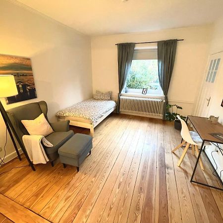Modern Und Ruhig In Elmshorn Apartman Kültér fotó